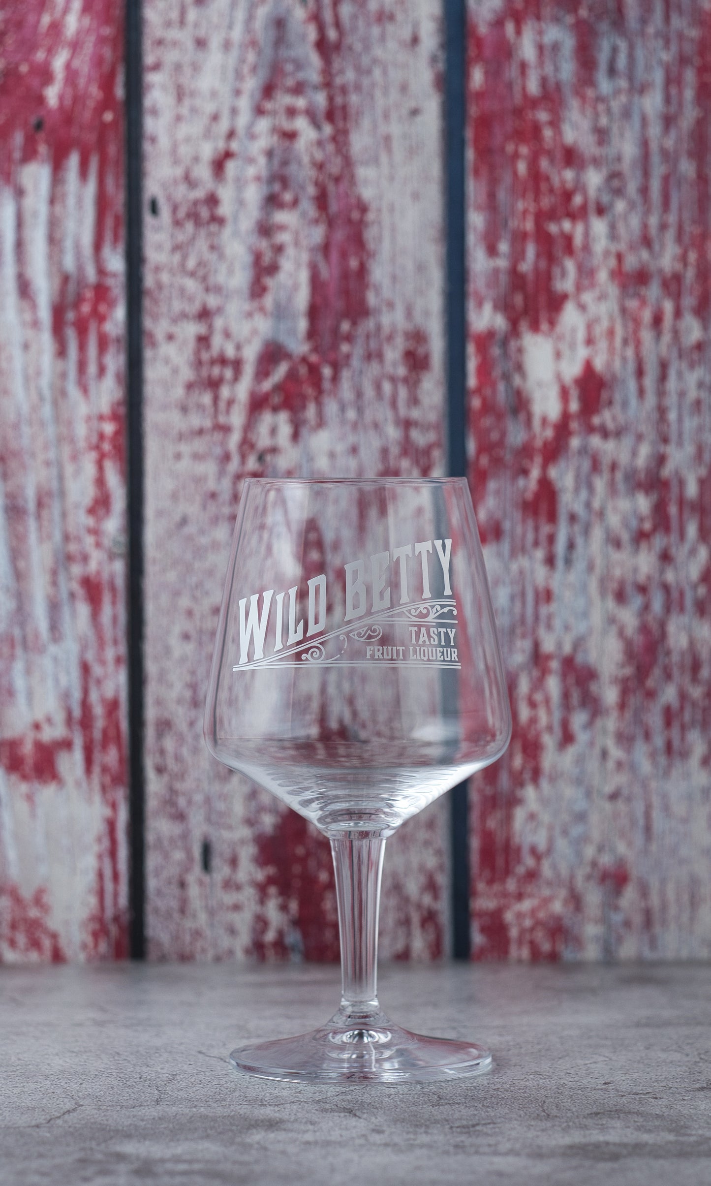 Wild Betty Glas