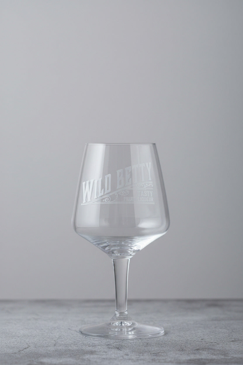 Wild Betty Glas